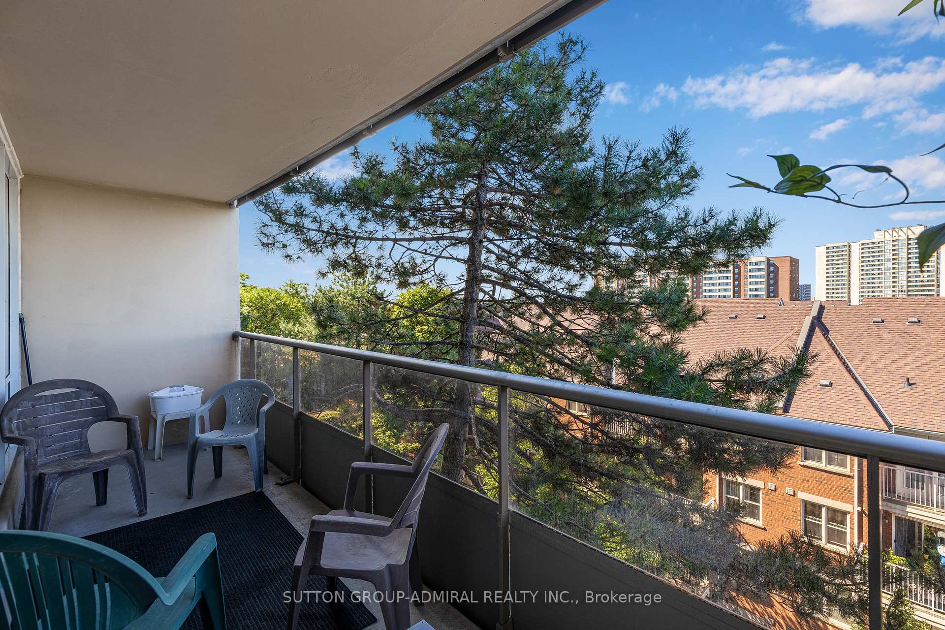 Photo 23 of Unit 503, 31 Four Winds Drive, North York, York University Heights — HOMEH
