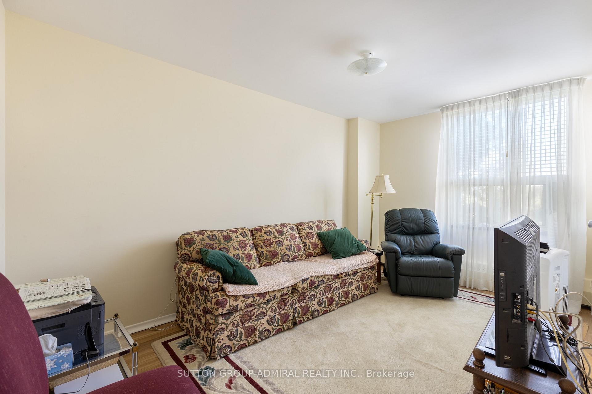 Photo 31 of Unit 503, 31 Four Winds Drive, North York, York University Heights — HOMEH