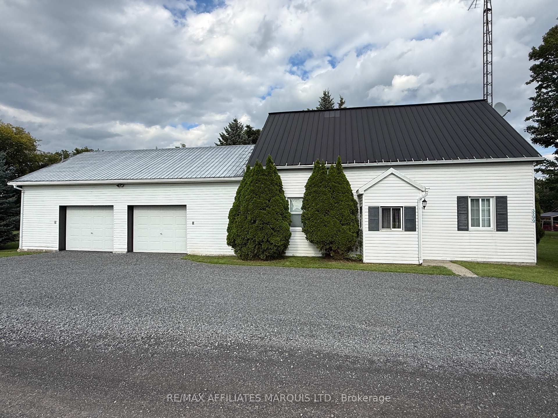 Front of 3299 Hollister Road