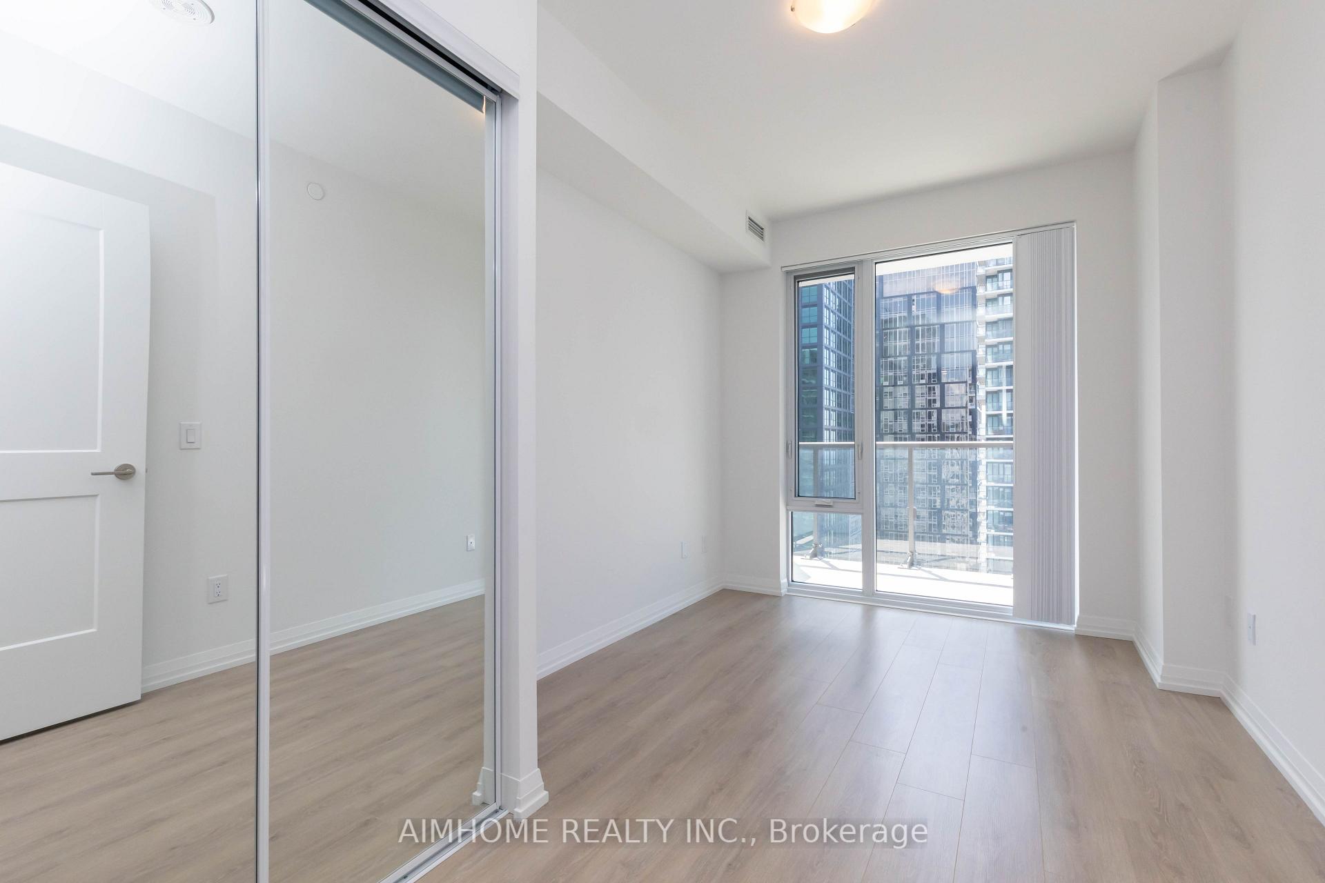 Photo 10 of Unit 4012, 8 Widmer Street, Toronto, Waterfront Communities — HOMEH