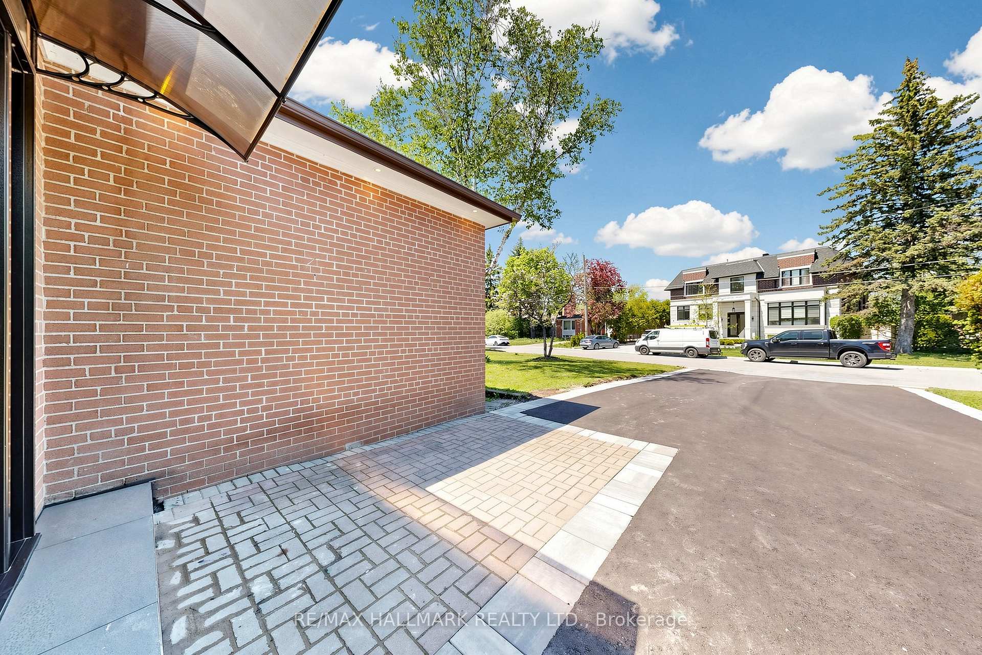 Photo 3 of Unit Basement 1, 11 Johnson Road, Aurora, Aurora Highlands — HOMEH