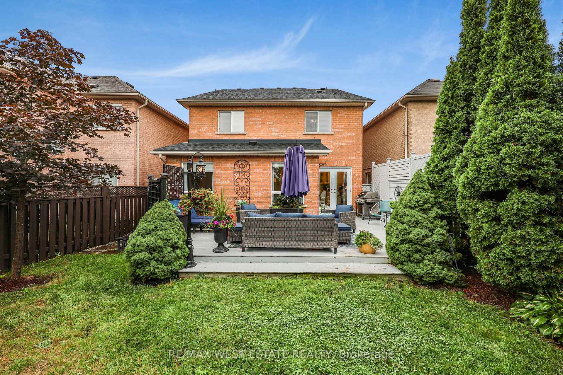 Photo 50 of 32 Ewart Street, Caledon, Bolton North — HOMEH