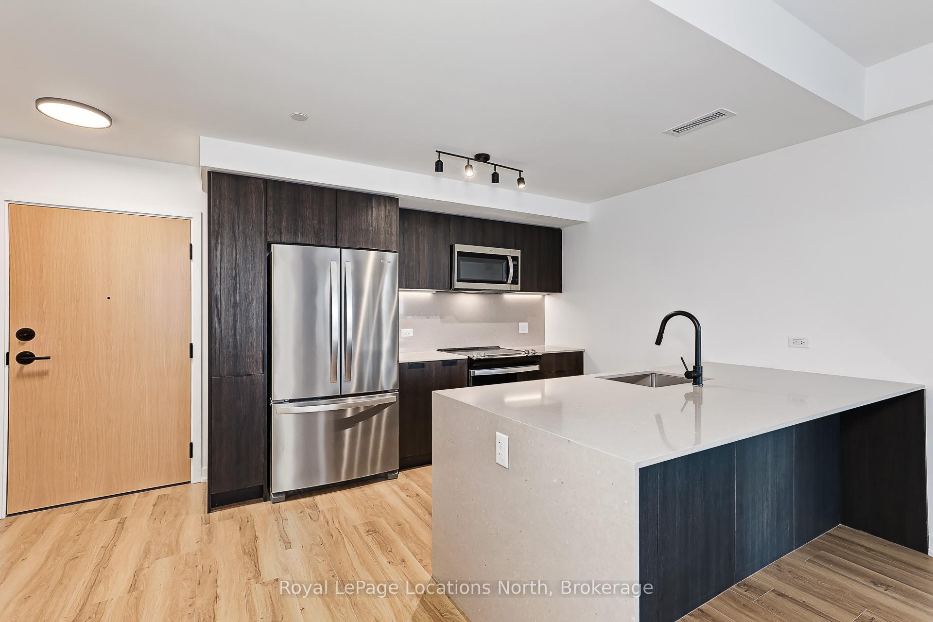 Photo 13 of Unit 203, 31 Huron Street, Collingwood — HOMEH