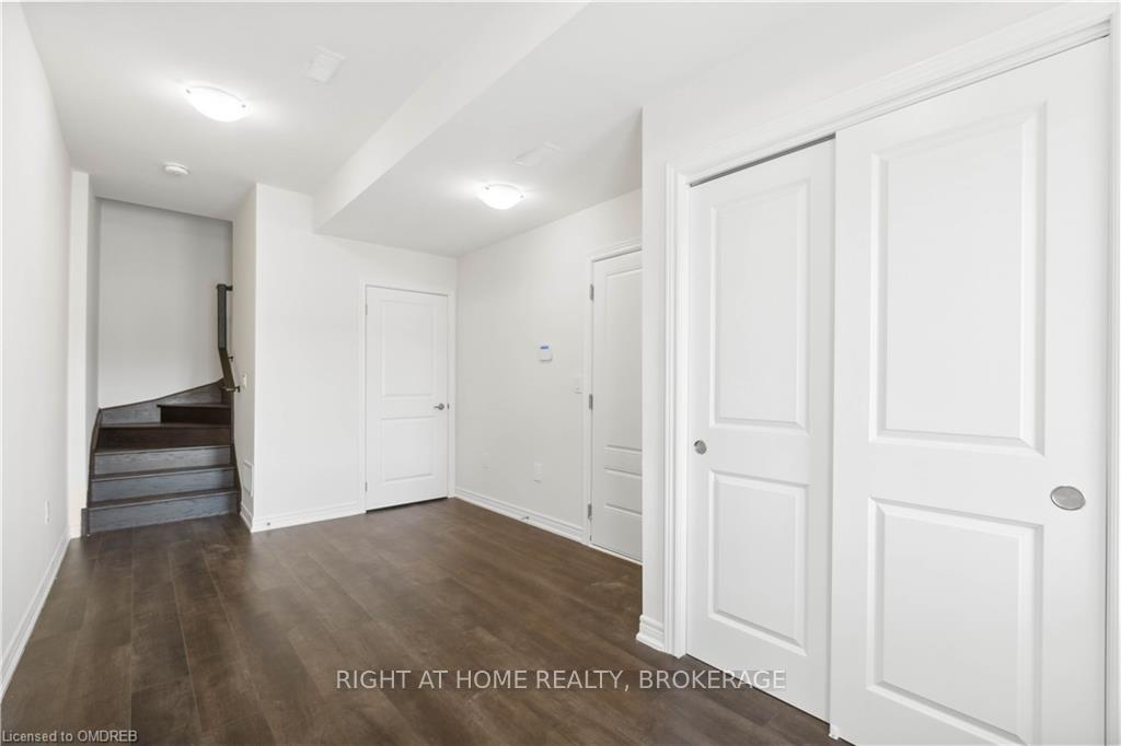 Photo 22 of Unit 8, 40 zinfandel Drive, Hamilton, Fruitland — HOMEH
