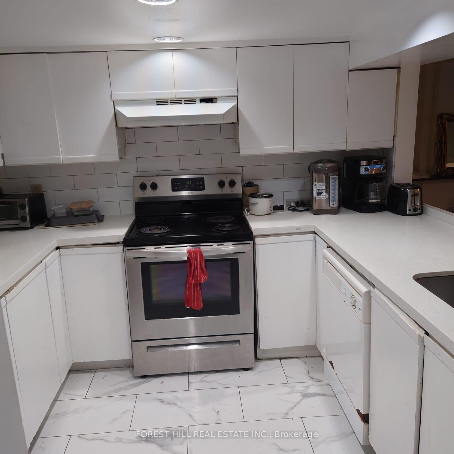 Photo 2 of Unit 1a, 99 Gloucester Street, Toronto, Church-Yonge Corridor — HOMEH
