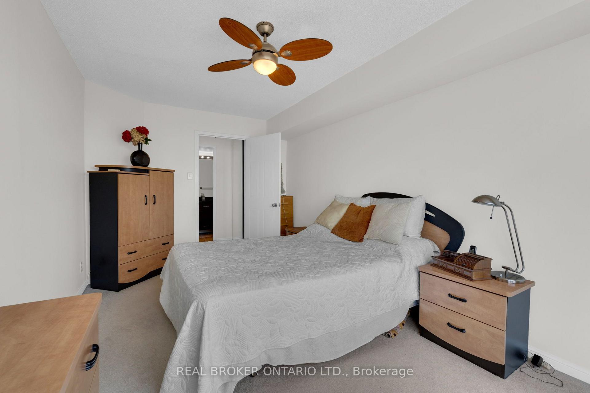 Photo 31 of Unit 903, 65 Ellen Street, Barrie, City Centre — HOMEH