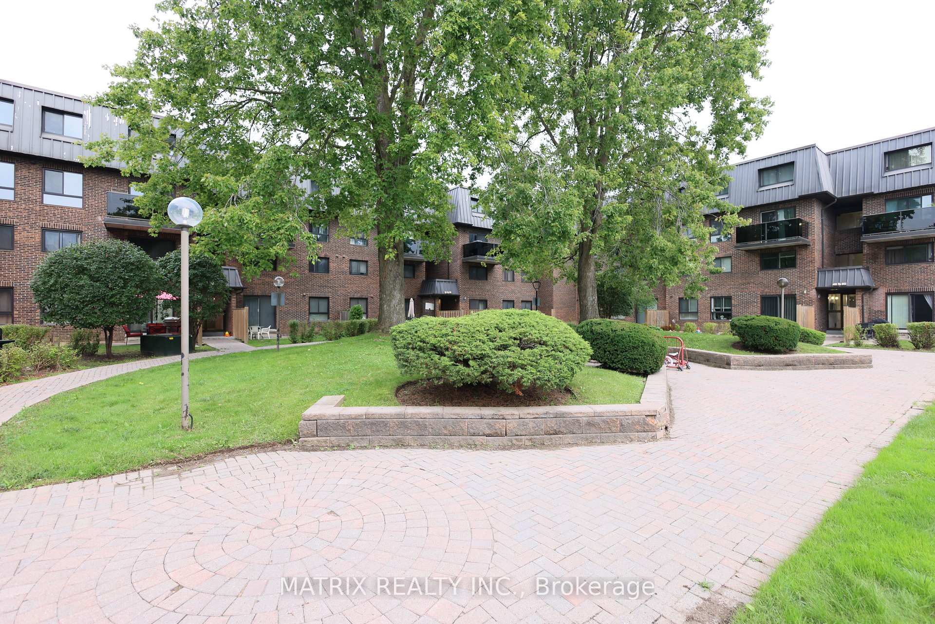 Photo 3 of Unit 91, 53 Taunton Road E, Oshawa, Centennial — HOMEH