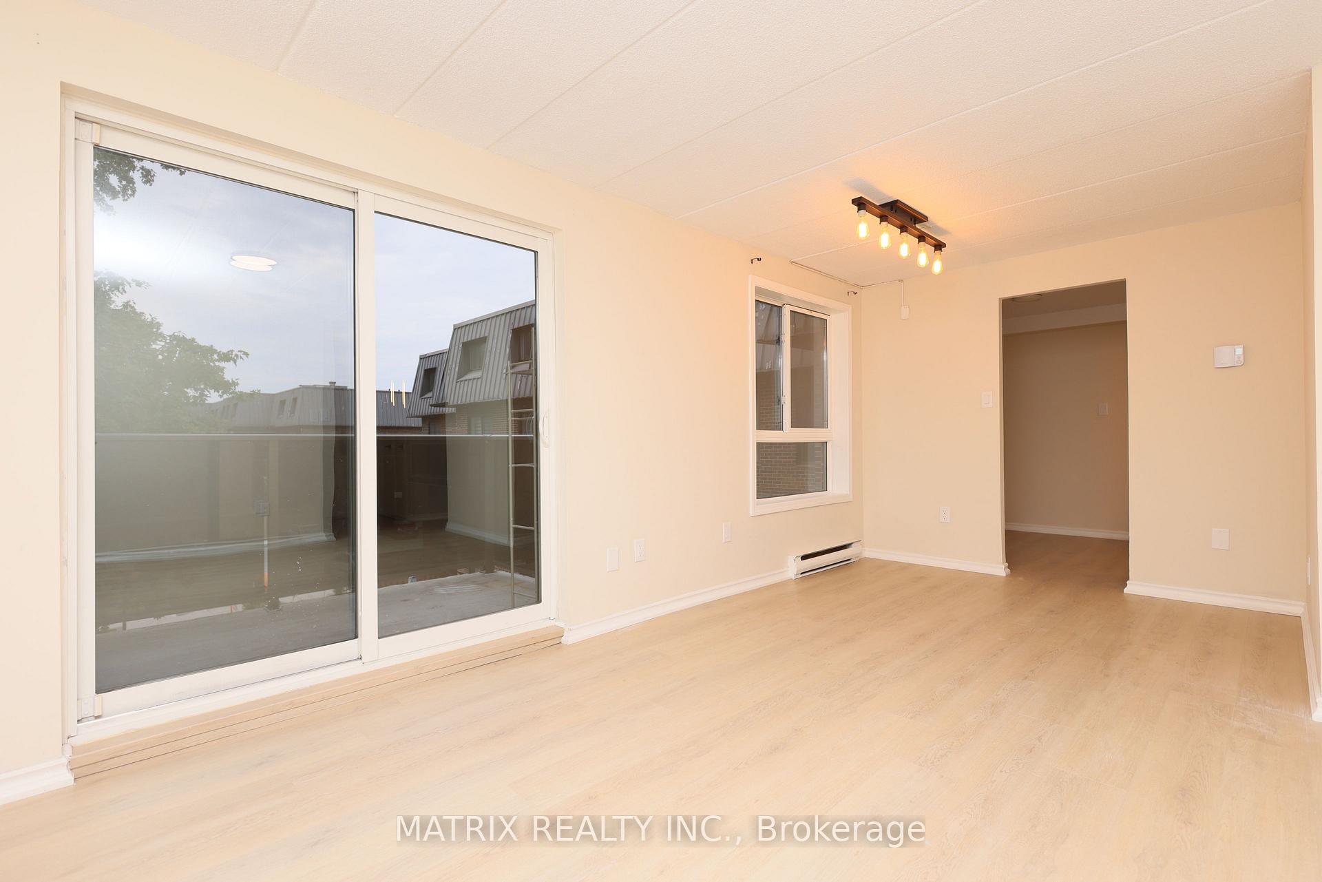Photo 8 of Unit 91, 53 Taunton Road E, Oshawa, Centennial — HOMEH