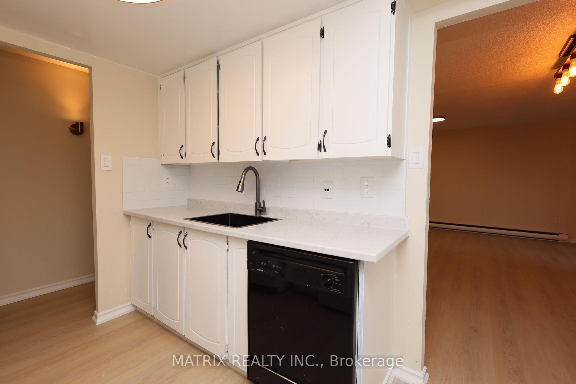 Photo 10 of Unit 91, 53 Taunton Road E, Oshawa, Centennial — HOMEH