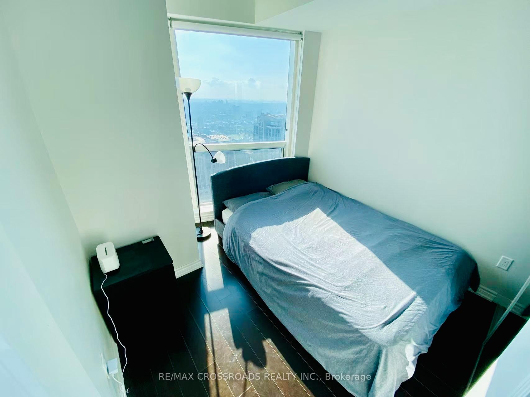 Photo 6 of Unit 5414, 386 Yonge Street, Toronto, Bay Street Corridor — HOMEH