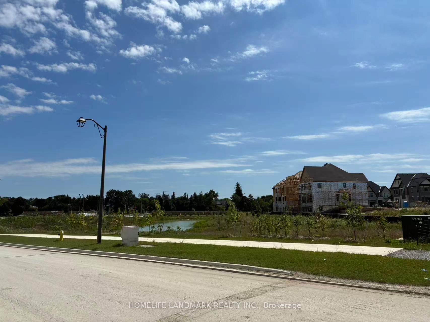 Photo 2 of 471 York Downs Boulevard, Markham, Cachet — HOMEH