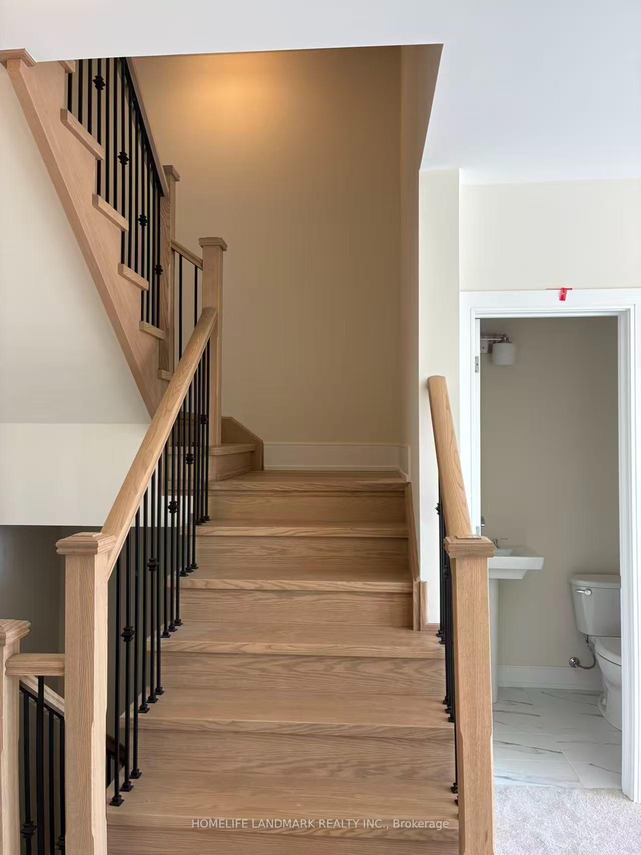 Photo 6 of 471 York Downs Boulevard, Markham, Cachet — HOMEH