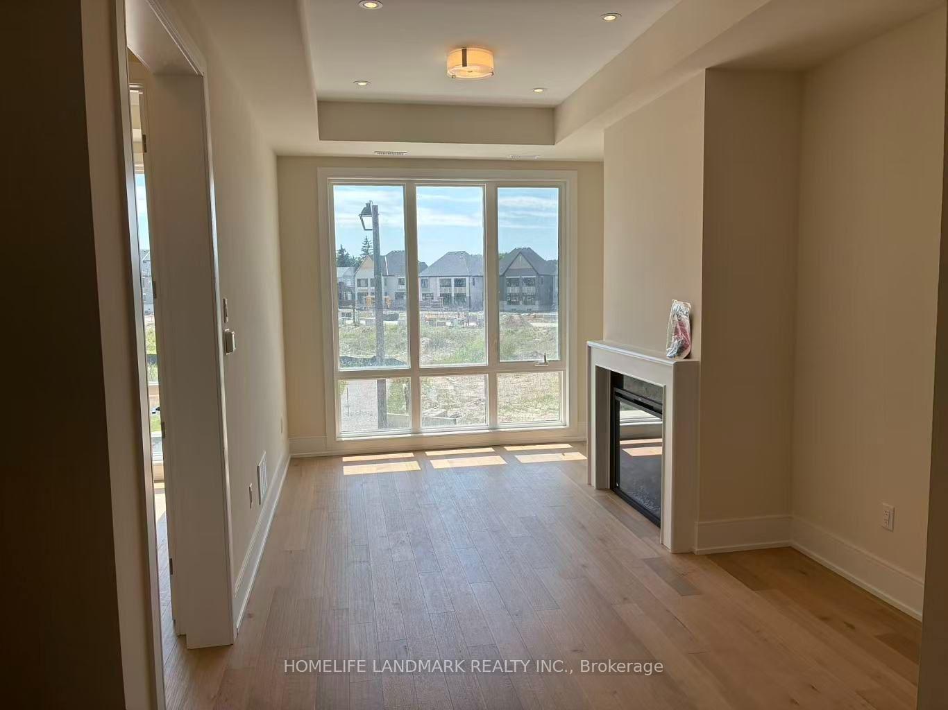 Photo 8 of 471 York Downs Boulevard, Markham, Cachet — HOMEH