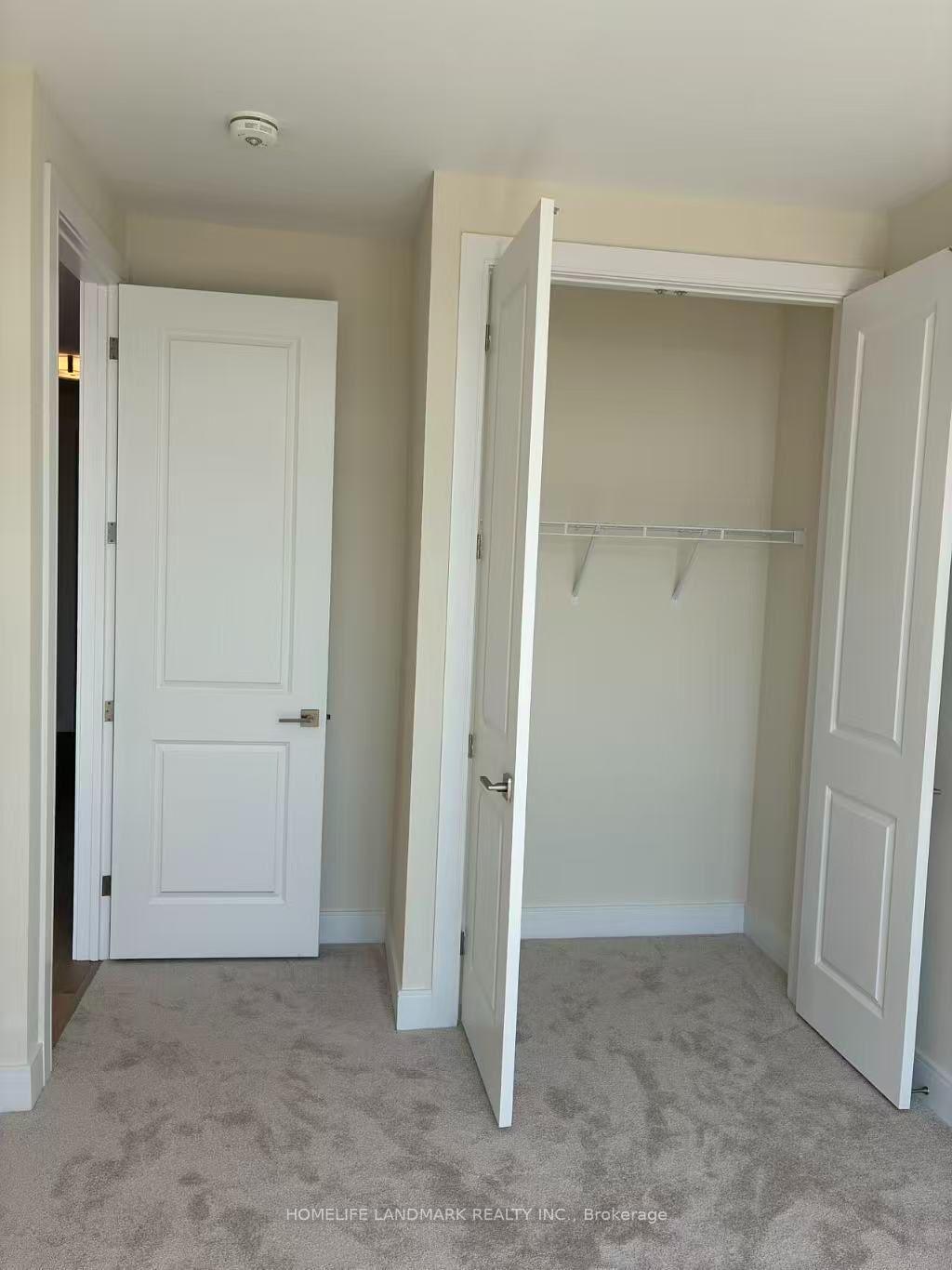 Photo 16 of 471 York Downs Boulevard, Markham, Cachet — HOMEH