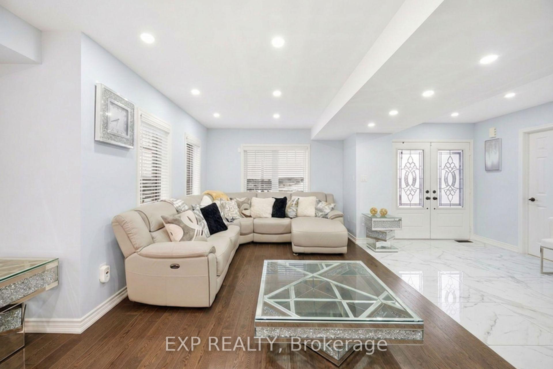 Photo 8 of 2 Camilleri Road, Ajax, Central East — HOMEH