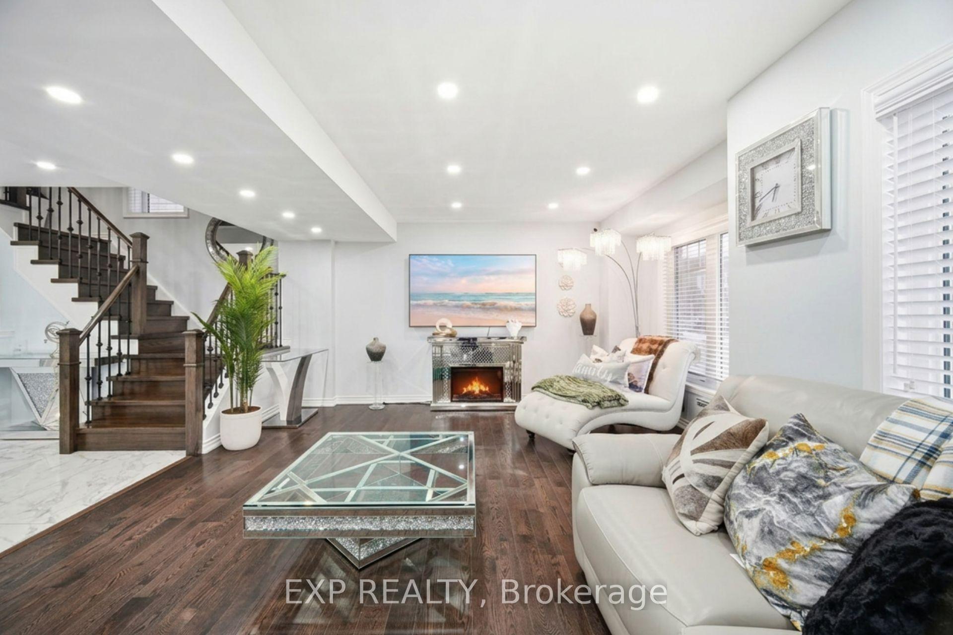 Photo 10 of 2 Camilleri Road, Ajax, Central East — HOMEH