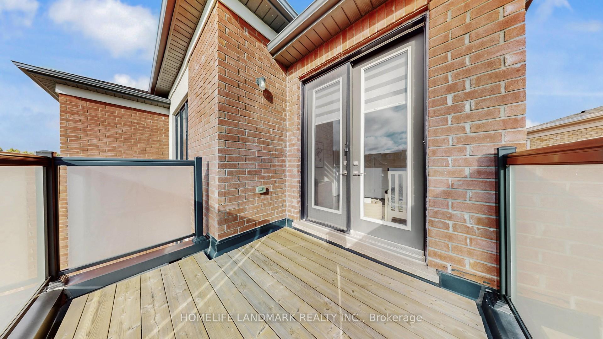 Photo 38 of 393 William Graham Drive, Aurora, Rural Aurora — HOMEH