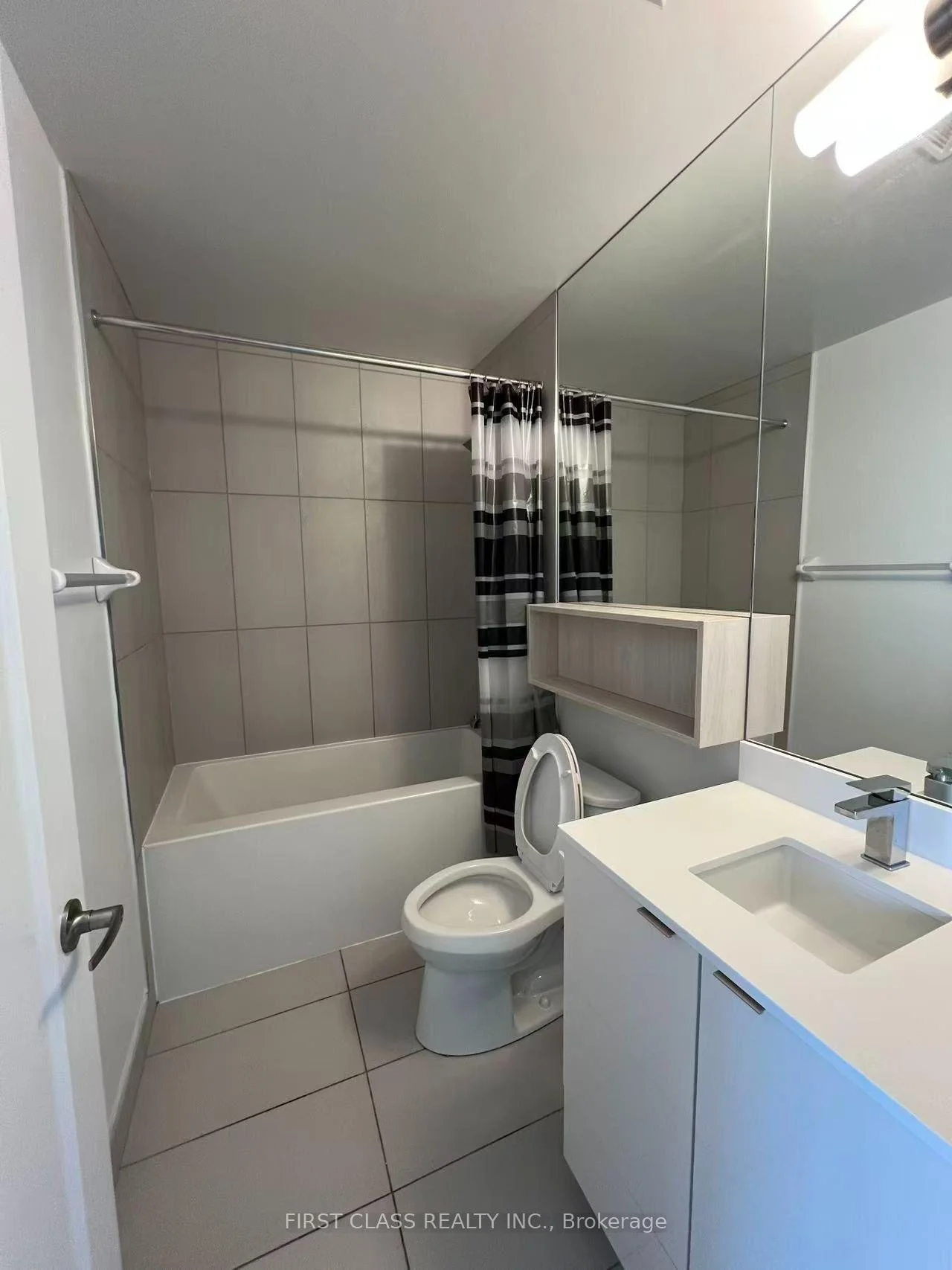 Photo 31 of Unit PH3015, 70 Princess Street, Toronto, Moss Park — HOMEH