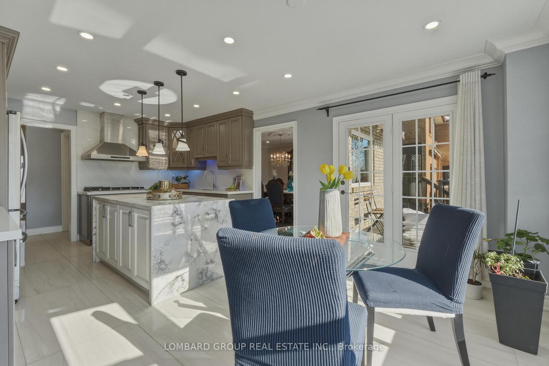Photo 8 of 10 Whitmore Court, Brampton, Heart Lake West — HOMEH