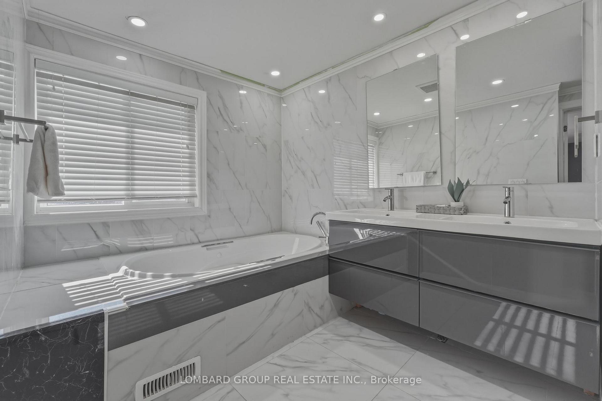 Photo 25 of 10 Whitmore Court, Brampton, Heart Lake West — HOMEH