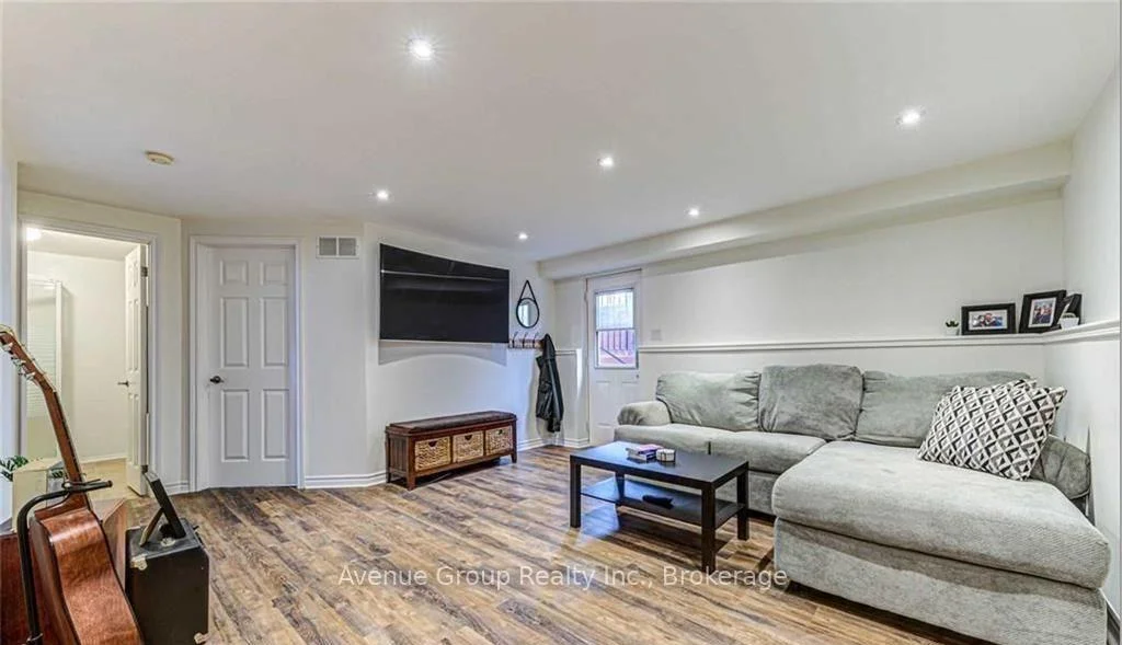 Photo 10 of Unit Lower, 54 Leggott Avenue, Barrie, Painswick North — HOMEH
