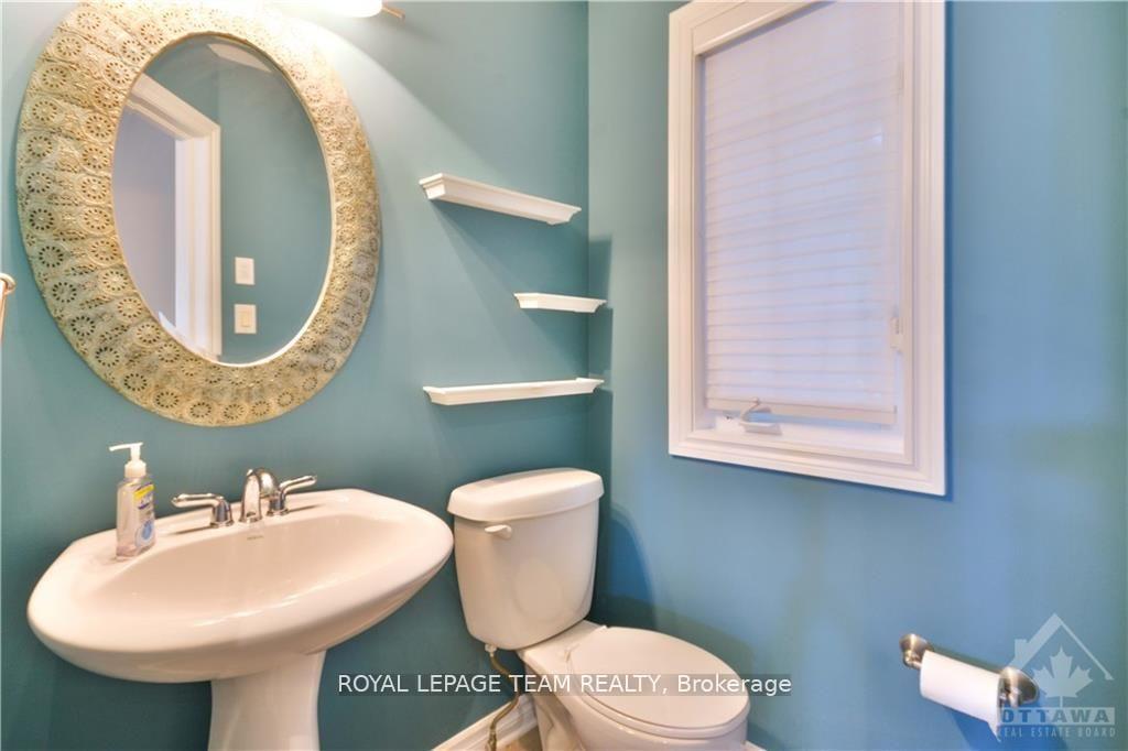Photo 6 of 252 Tandalee Crescent, Ottawa, Kanata - Emerald Meadows/Trailwest — HOMEH