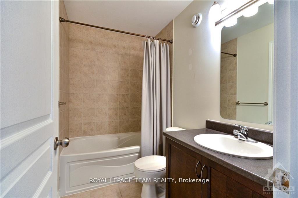 Photo 25 of 252 Tandalee Crescent, Ottawa, Kanata - Emerald Meadows/Trailwest — HOMEH