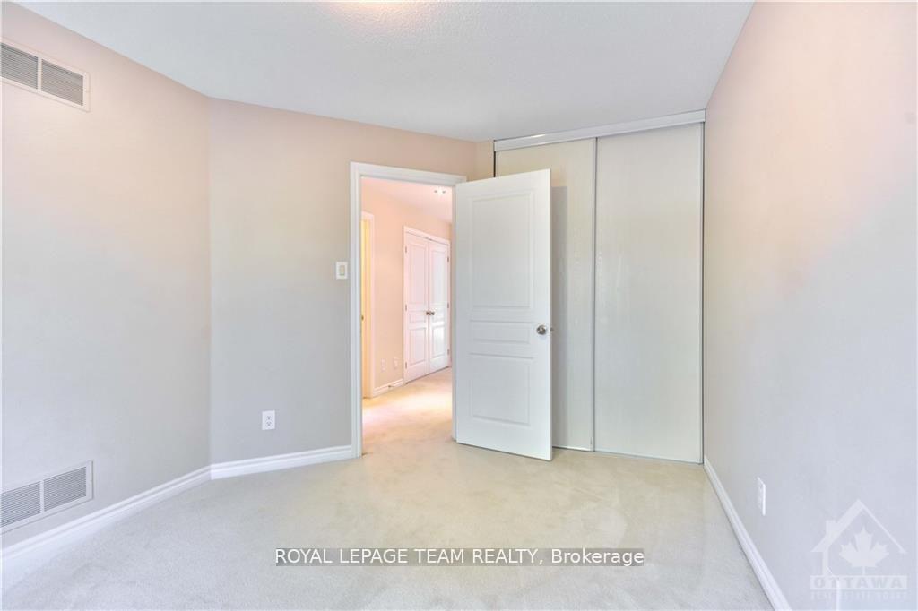 Photo 27 of 252 Tandalee Crescent, Ottawa, Kanata - Emerald Meadows/Trailwest — HOMEH
