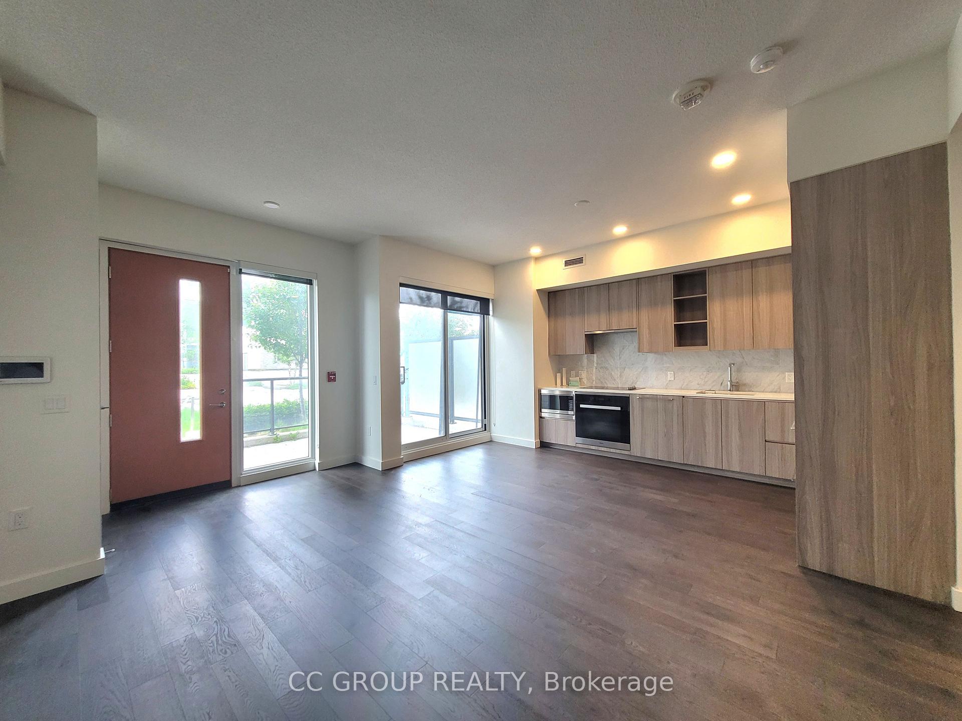 Photo 3 of Unit Th207, 85 Mcmahon Drive, North York, Bayview Village — HOMEH