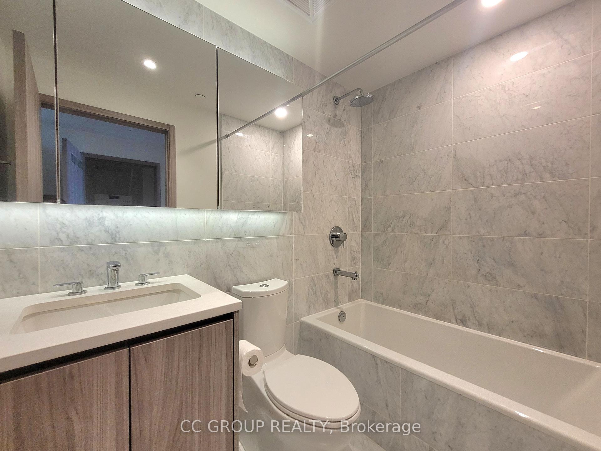 Photo 16 of Unit Th207, 85 Mcmahon Drive, North York, Bayview Village — HOMEH