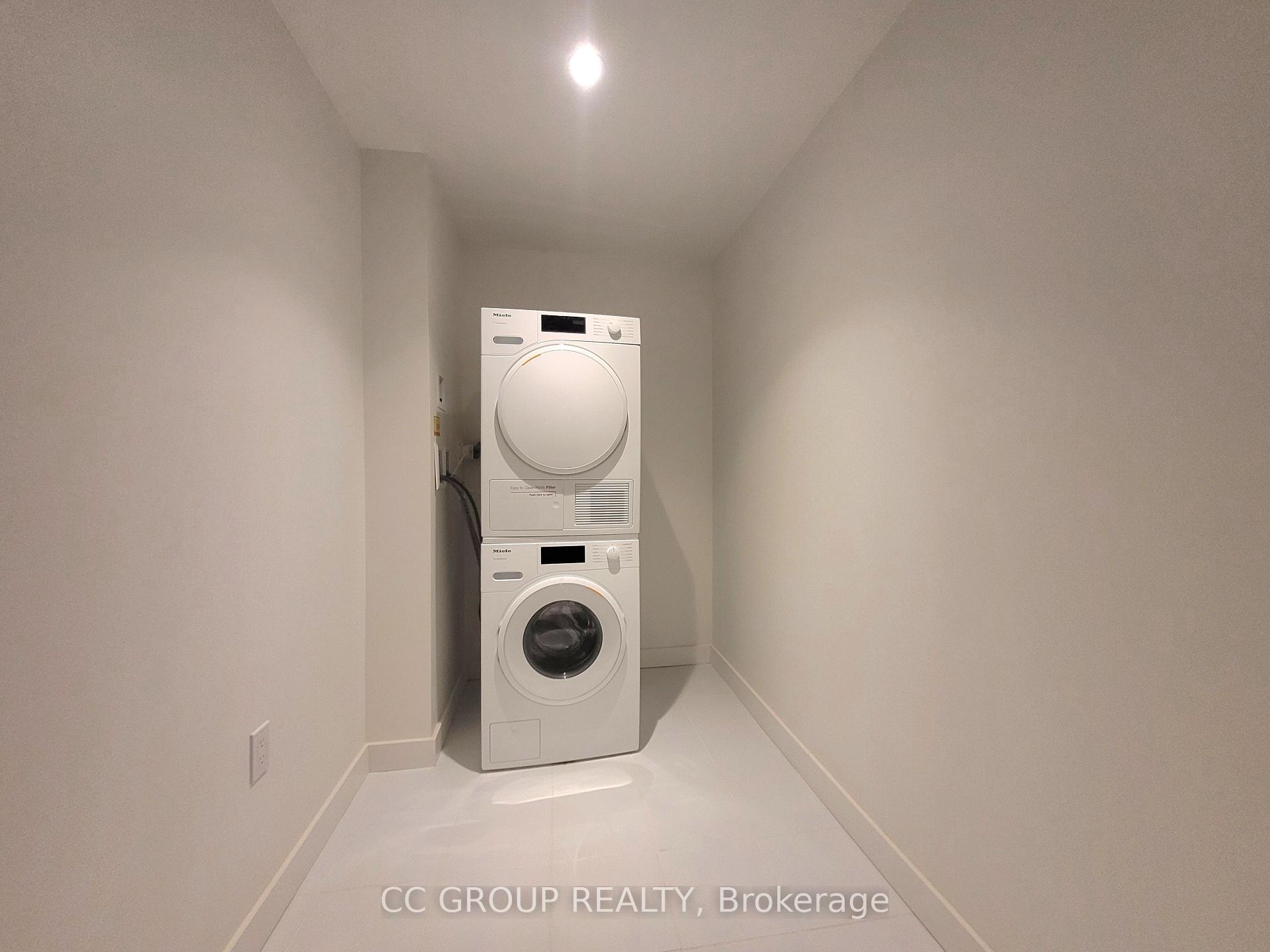 Photo 17 of Unit Th207, 85 Mcmahon Drive, North York, Bayview Village — HOMEH