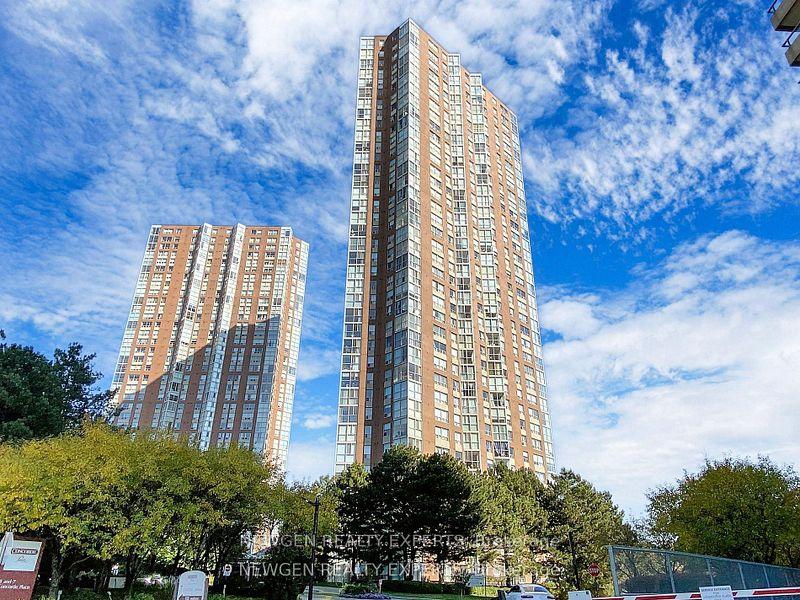 Photo 1 of Unit #910, 7 Concorde Place, North York, Banbury-Don Mills — HOMEH