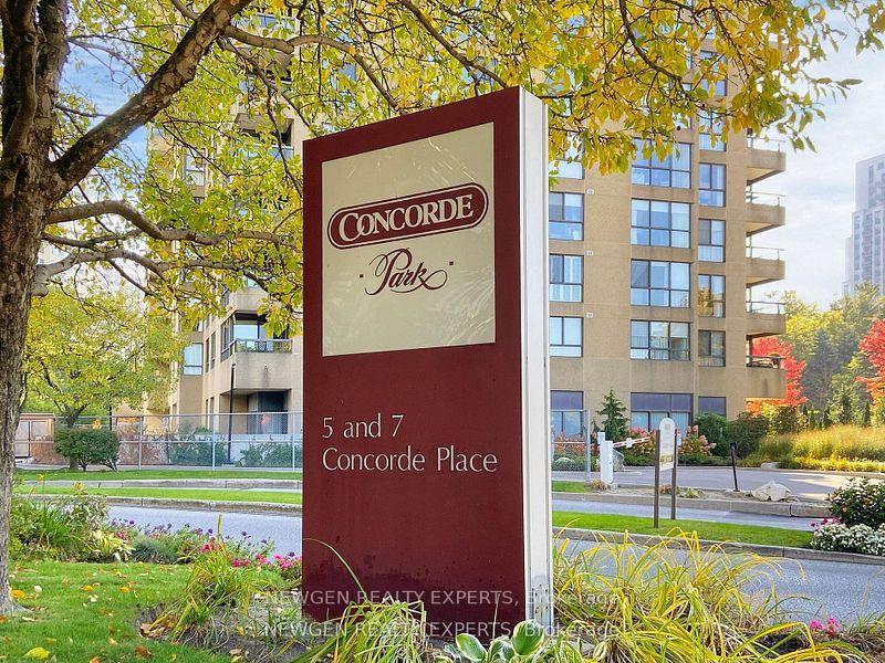 Photo 2 of Unit #910, 7 Concorde Place, North York, Banbury-Don Mills — HOMEH