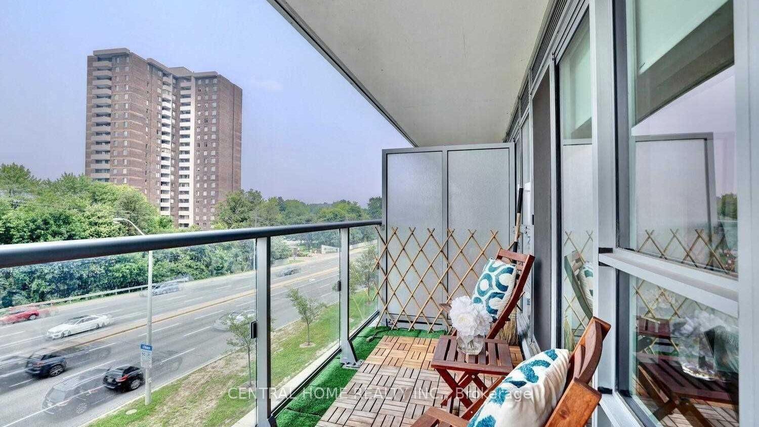 Photo 4 of Unit 308, 2015 Sheppard Avenue E, North York, Henry Farm — HOMEH