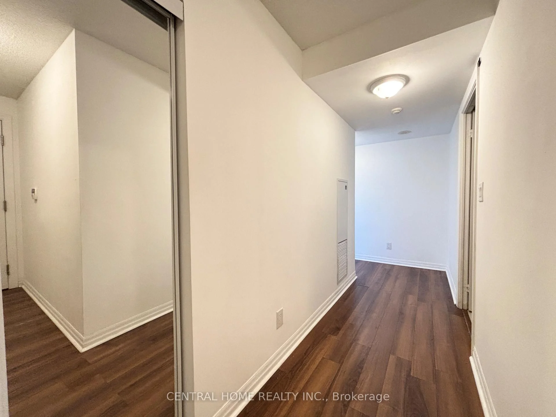 Photo 16 of Unit 308, 2015 Sheppard Avenue E, North York, Henry Farm — HOMEH
