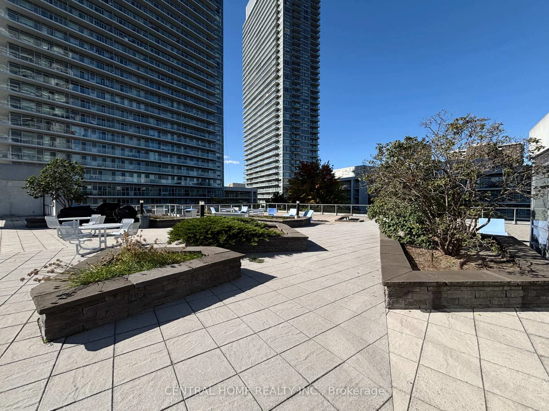 Photo 21 of Unit 308, 2015 Sheppard Avenue E, North York, Henry Farm — HOMEH