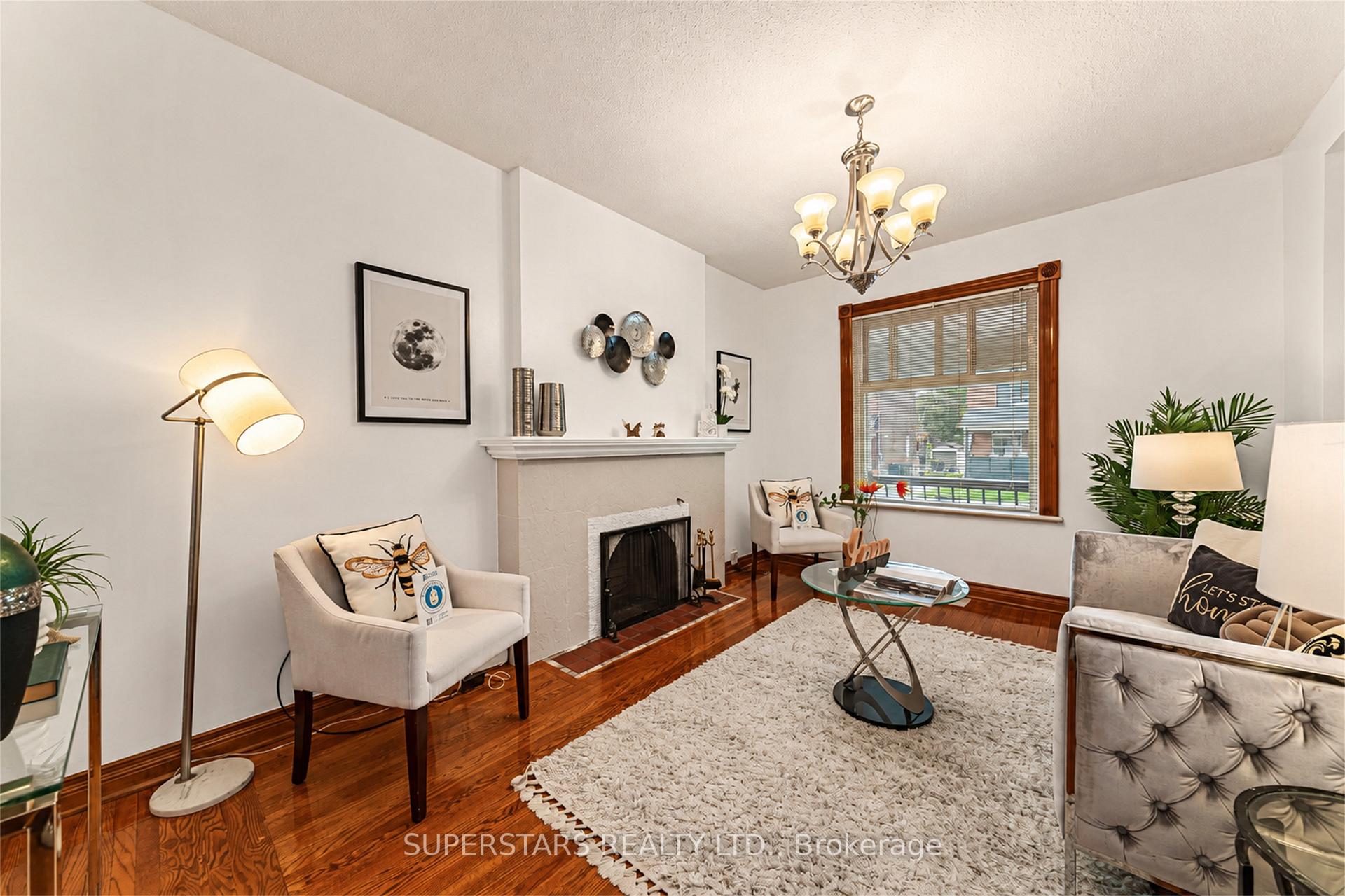 Photo 4 of 235 Oakwood Avenue, Toronto, Oakwood Village — HOMEH