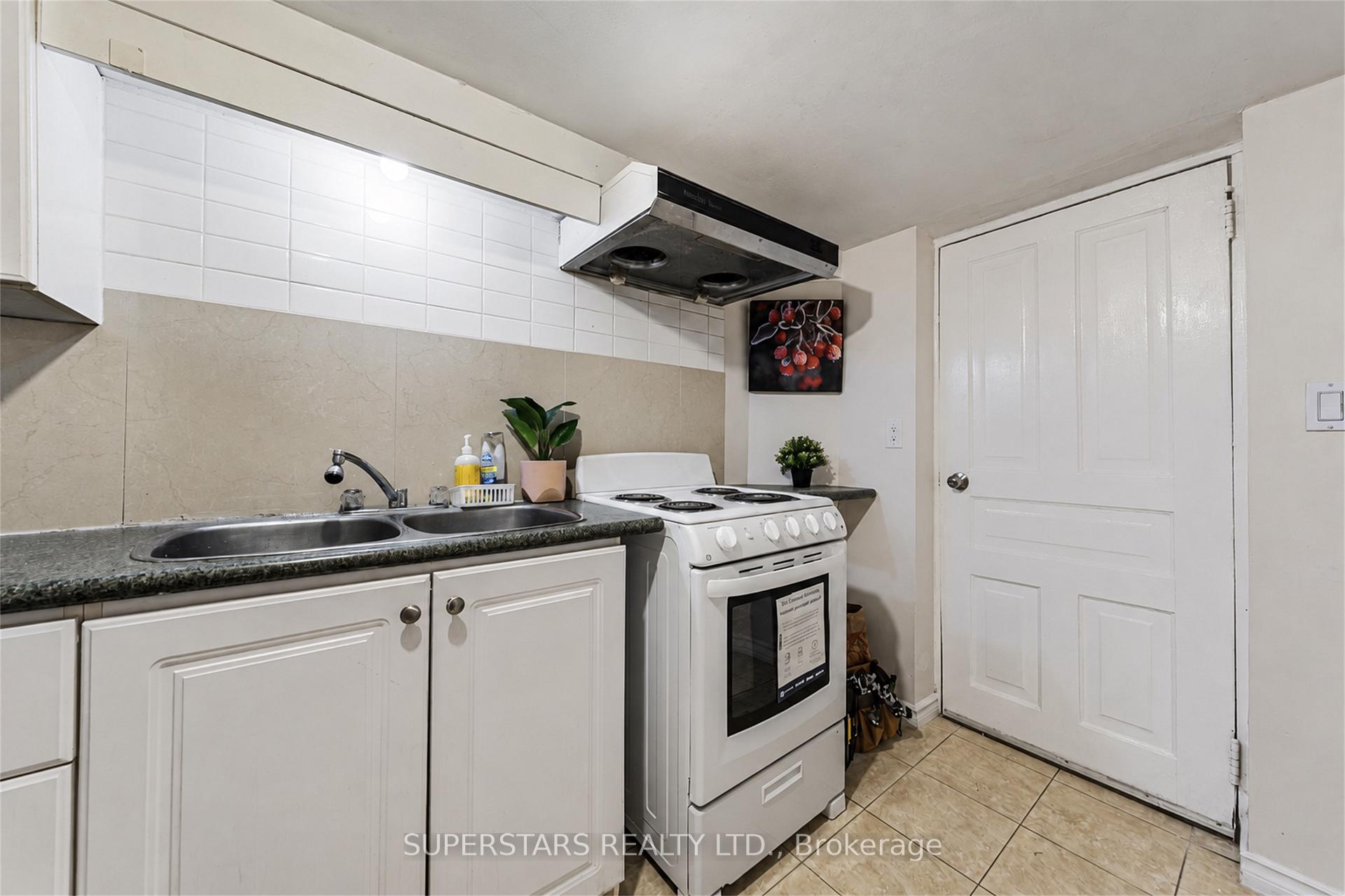 Photo 27 of 235 Oakwood Avenue, Toronto, Oakwood Village — HOMEH