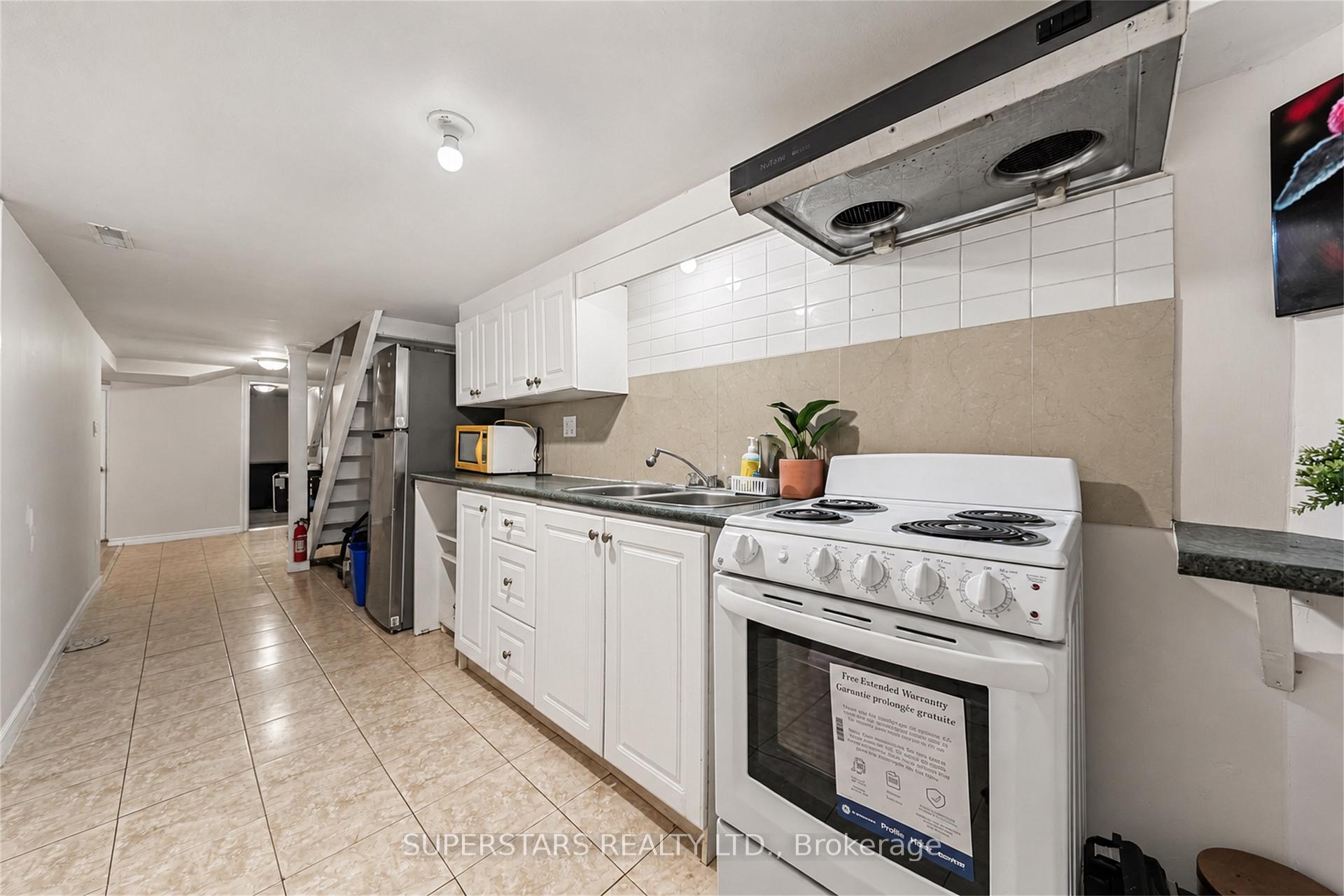 Photo 28 of 235 Oakwood Avenue, Toronto, Oakwood Village — HOMEH