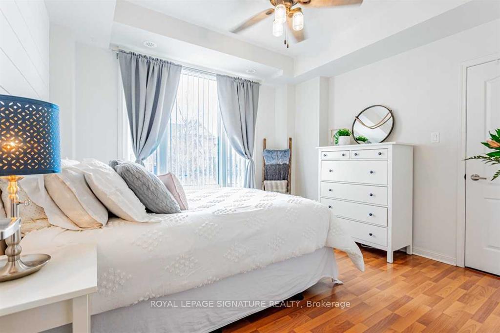 Photo 13 of Unit 2, 261 John Way W, Aurora, Bayview Wellington — HOMEH