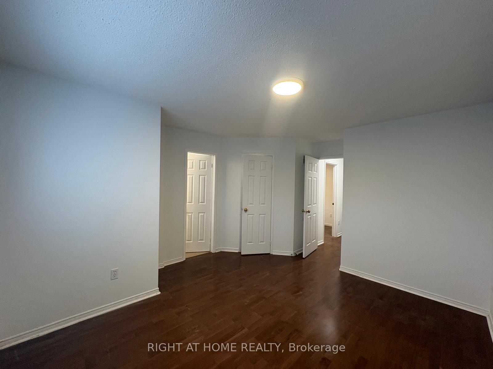 Photo 13 of 55 Sunley Crescent, Brampton, Fletcher's West — HOMEH