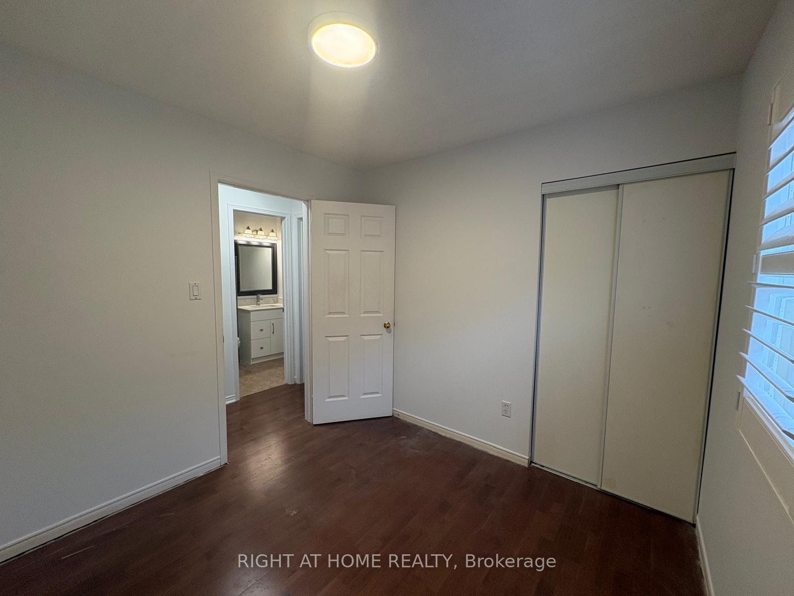 Photo 16 of 55 Sunley Crescent, Brampton, Fletcher's West — HOMEH