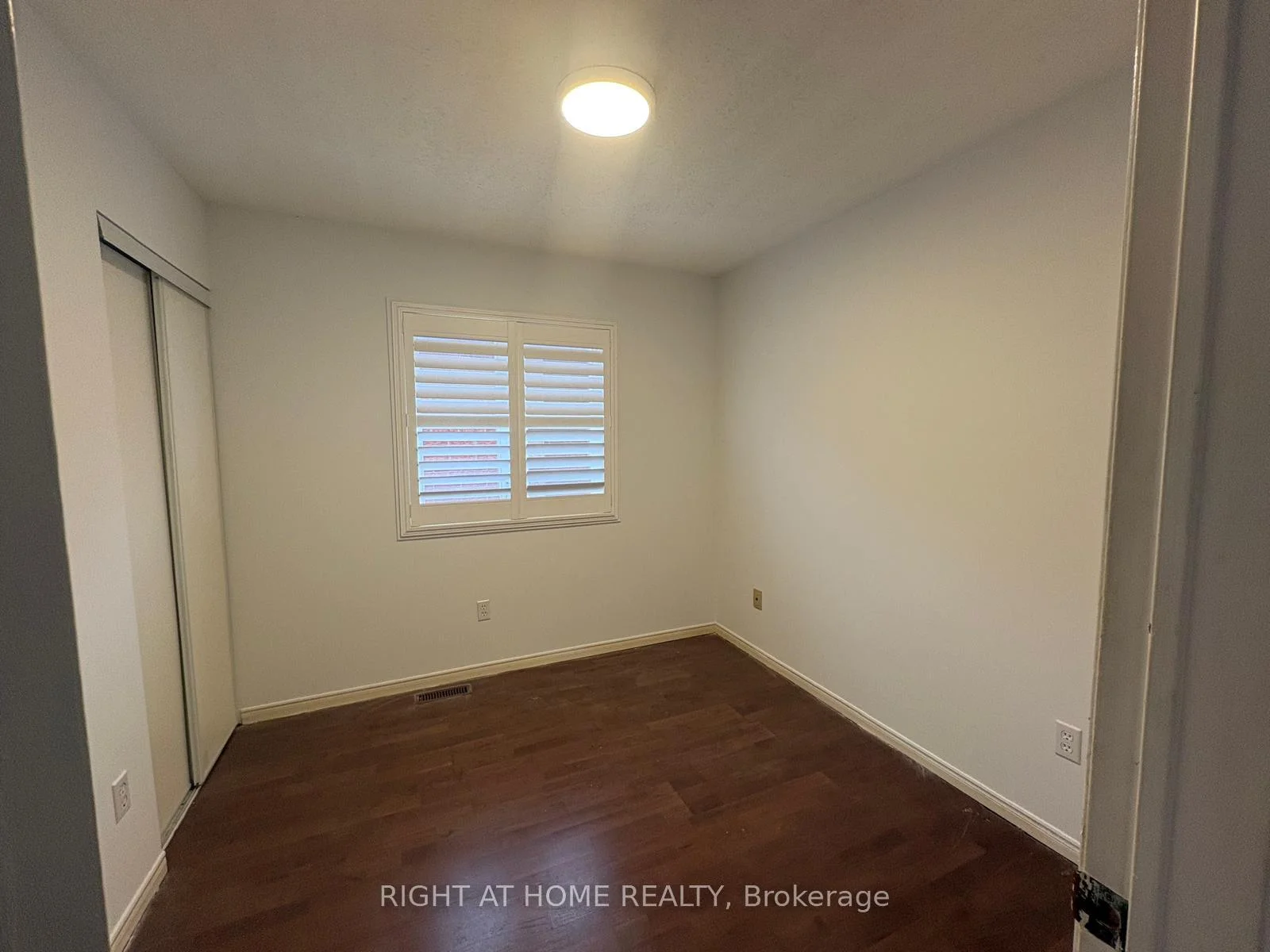 Photo 17 of 55 Sunley Crescent, Brampton, Fletcher's West — HOMEH