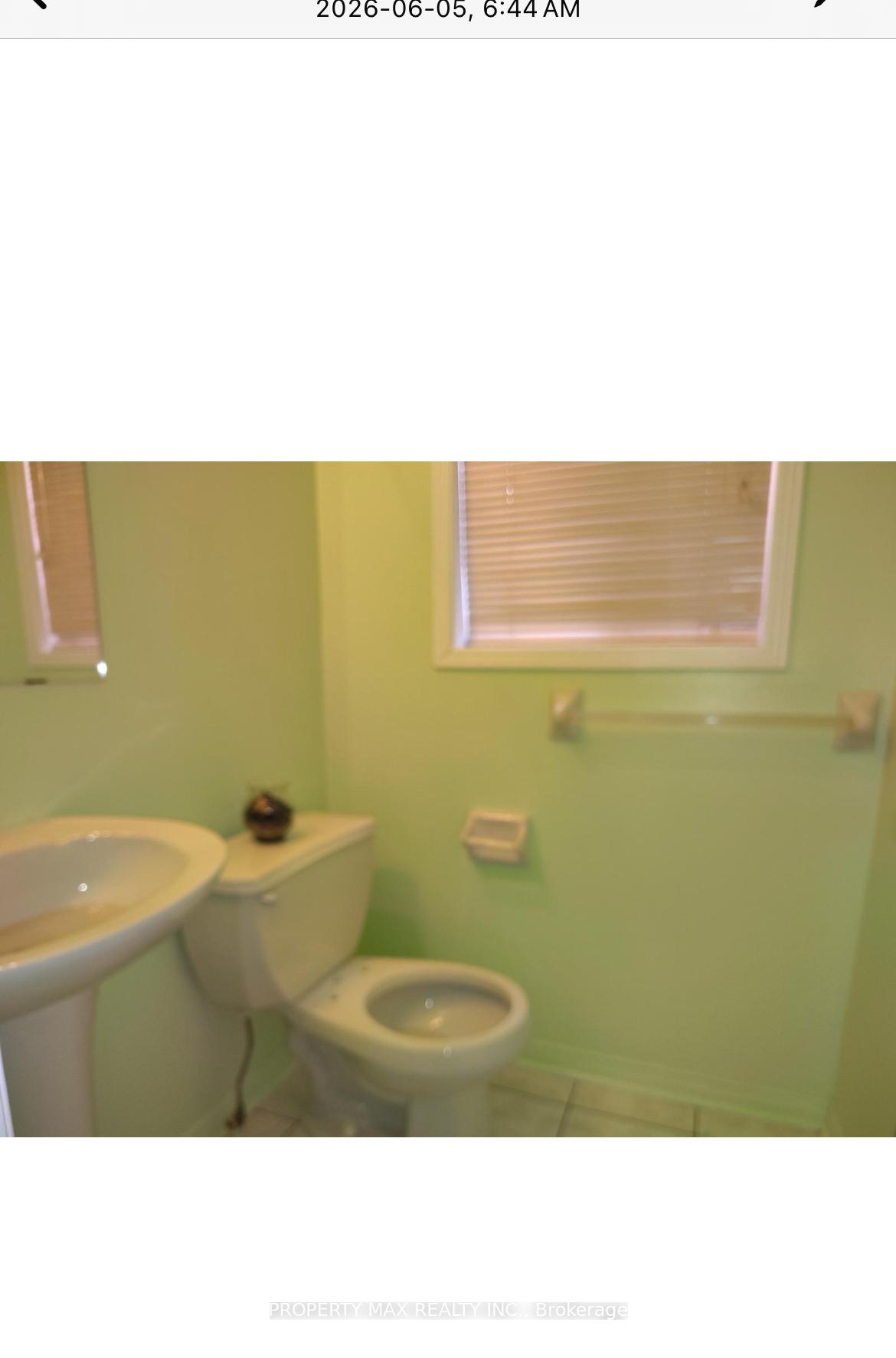 Photo 6 of Unit upper levels, 144 Dells Crescent, Brampton, Fletcher's Meadow — HOMEH