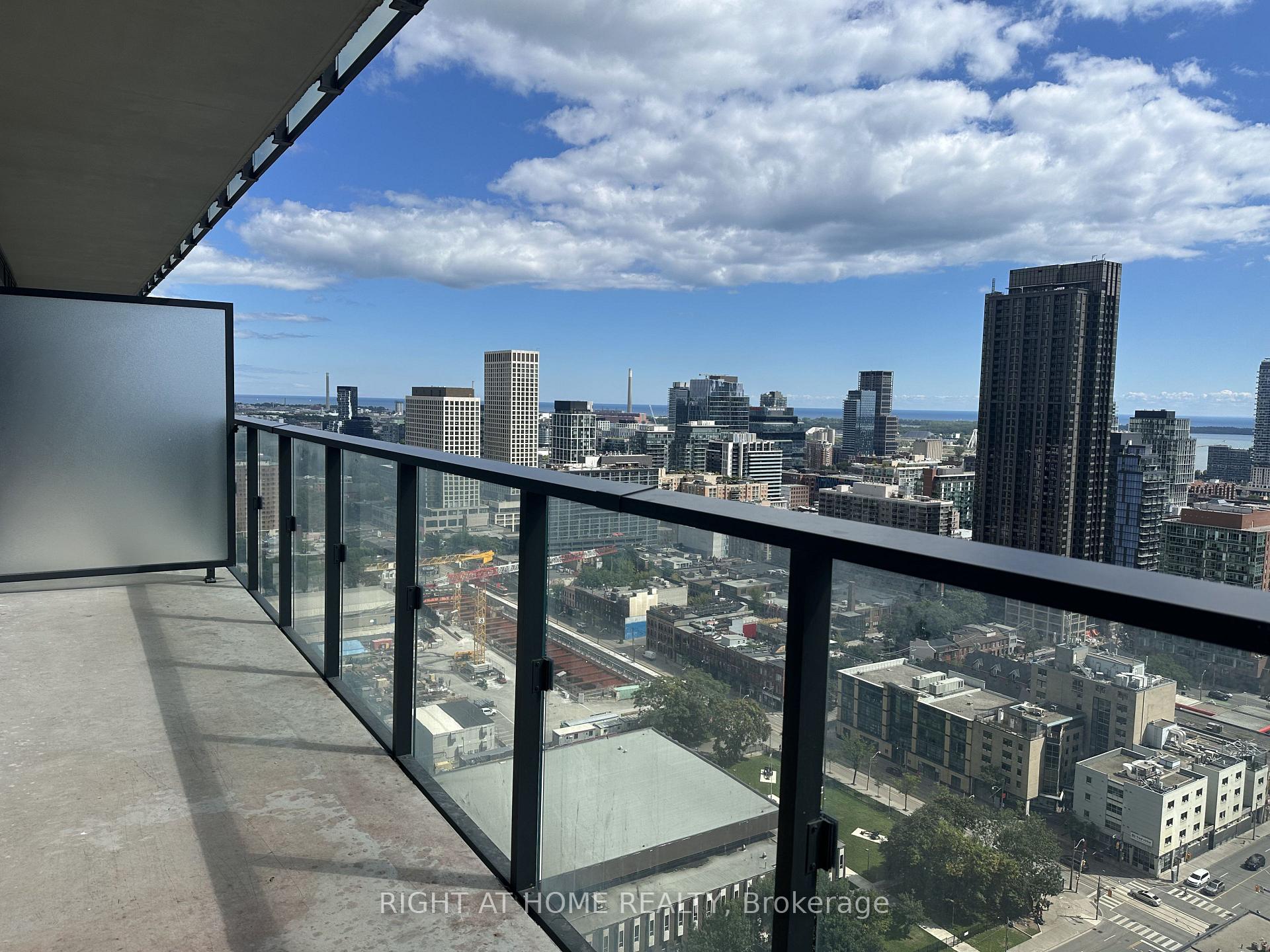 Photo 7 of Unit 2801, 47 Mutual Street, Toronto, Church-Yonge Corridor — HOMEH