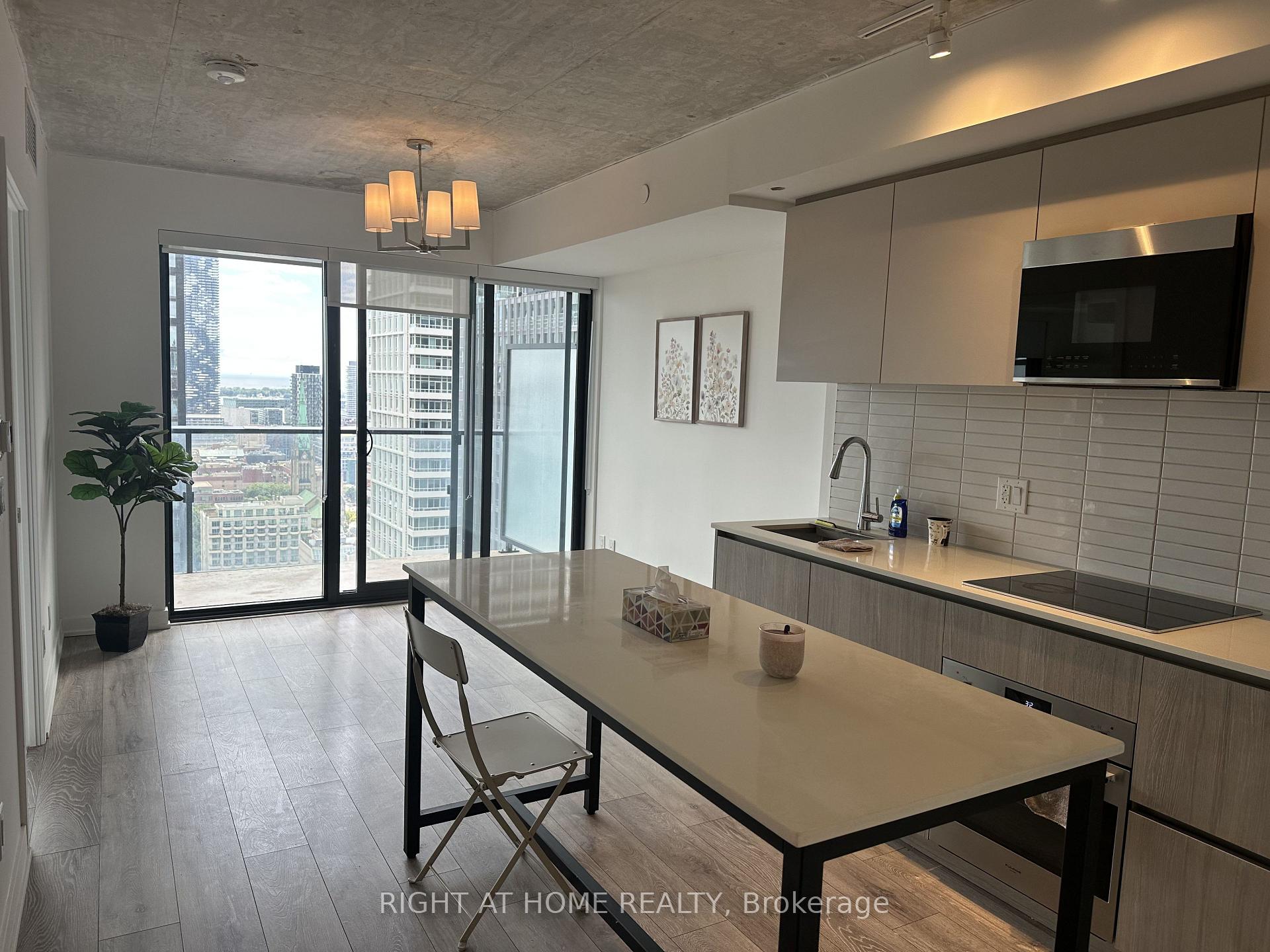 Photo 10 of Unit 2801, 47 Mutual Street, Toronto, Church-Yonge Corridor — HOMEH