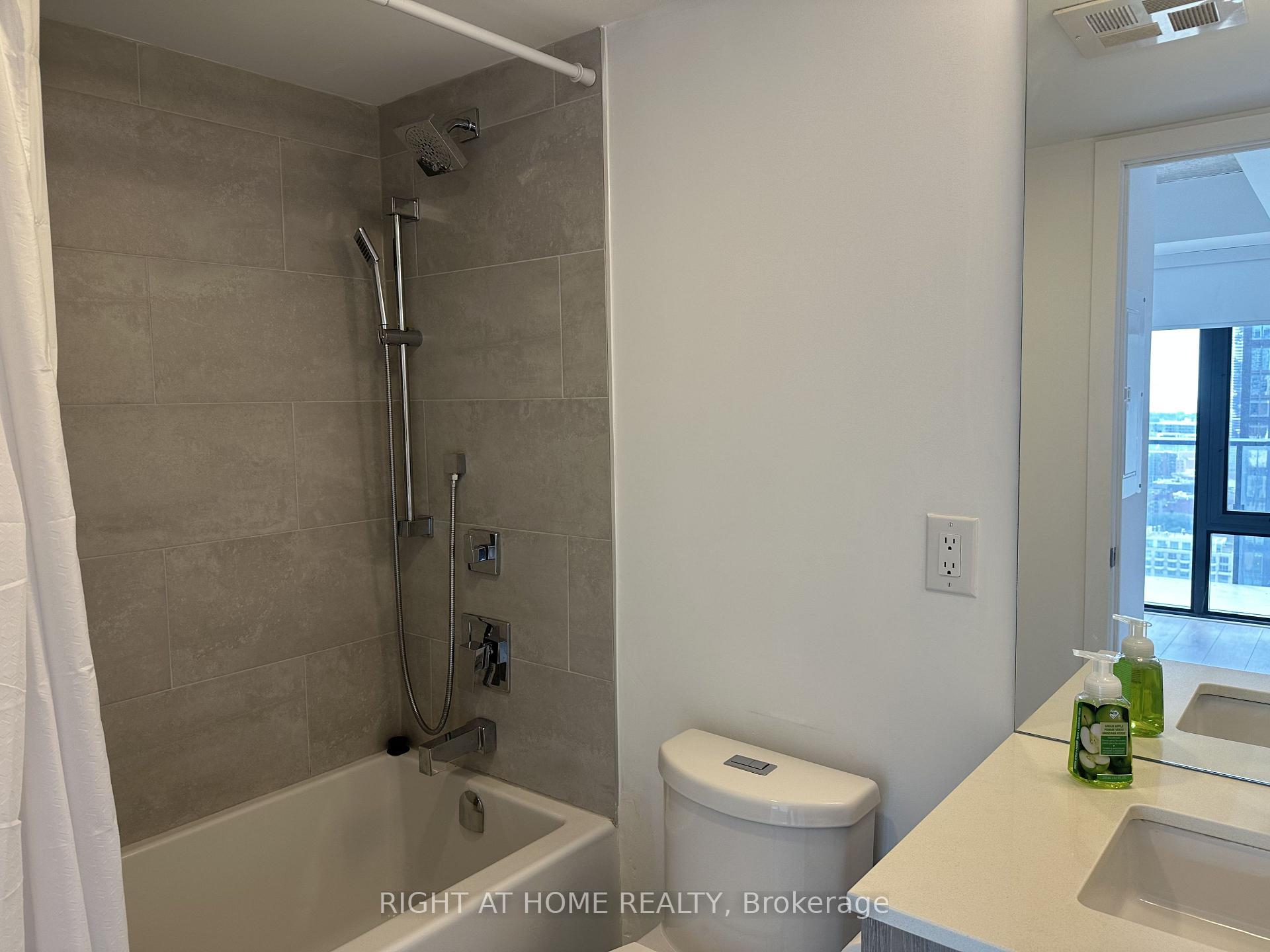 Photo 16 of Unit 2801, 47 Mutual Street, Toronto, Church-Yonge Corridor — HOMEH