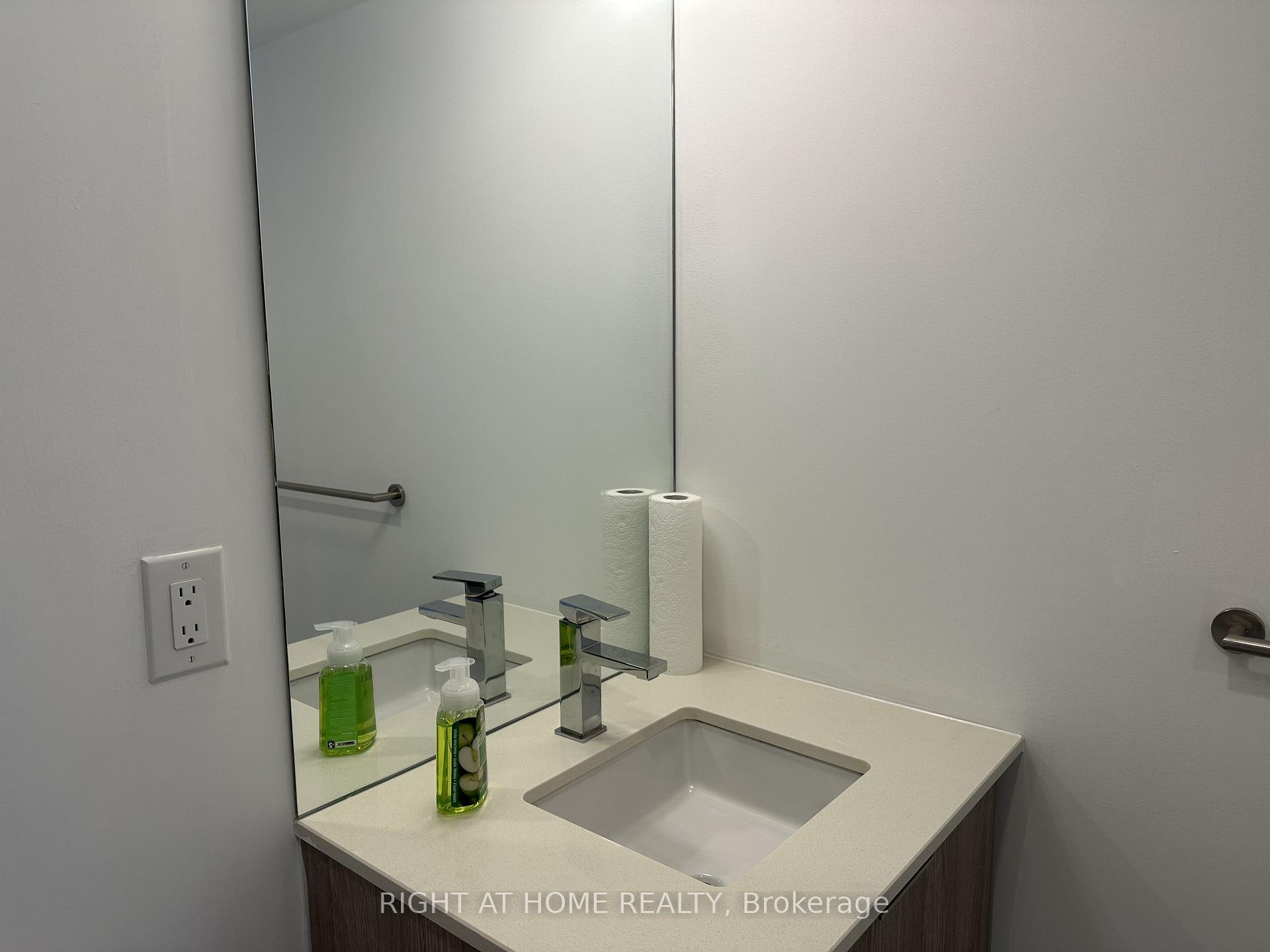 Photo 17 of Unit 2801, 47 Mutual Street, Toronto, Church-Yonge Corridor — HOMEH