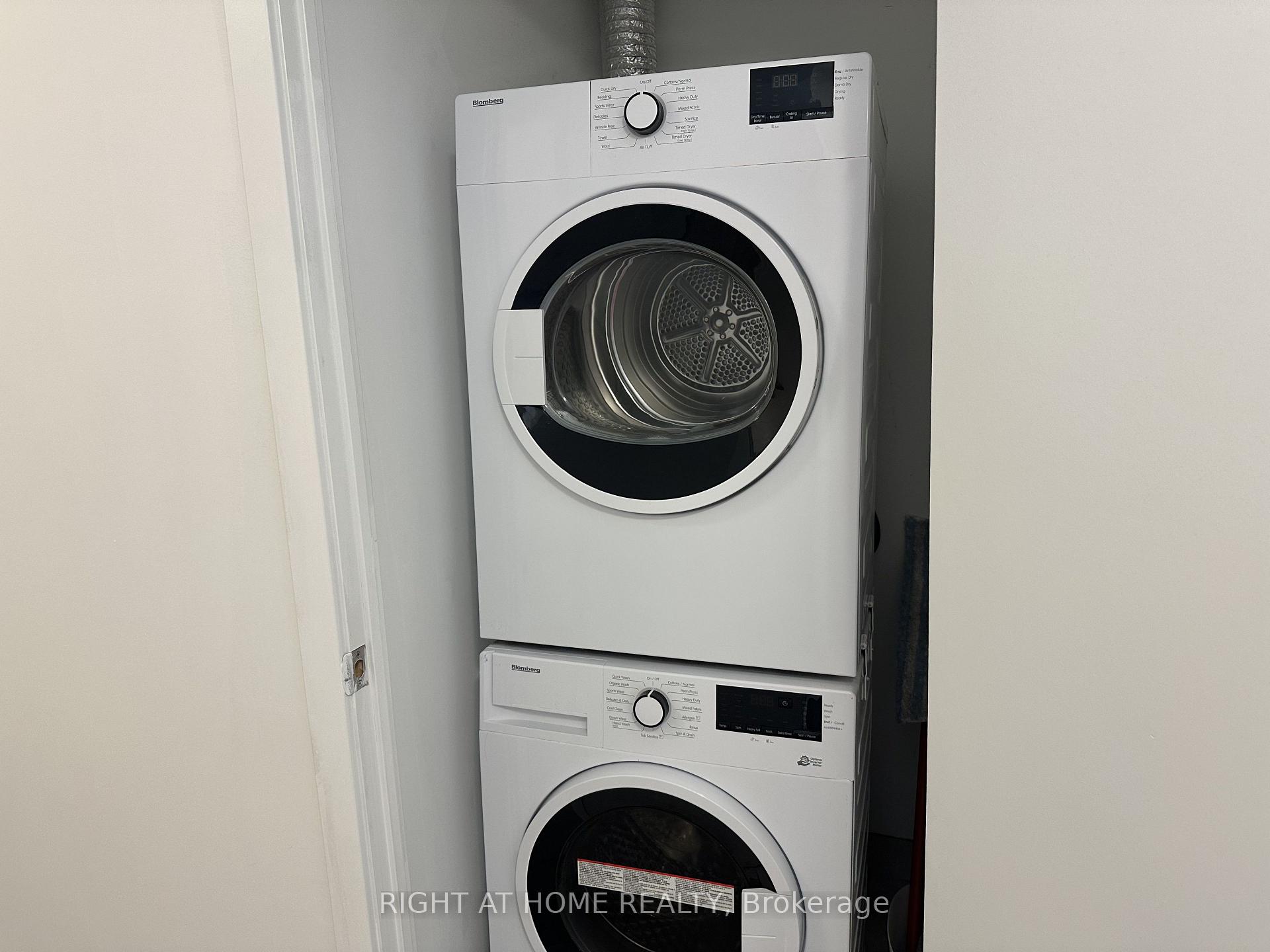 Photo 18 of Unit 2801, 47 Mutual Street, Toronto, Church-Yonge Corridor — HOMEH