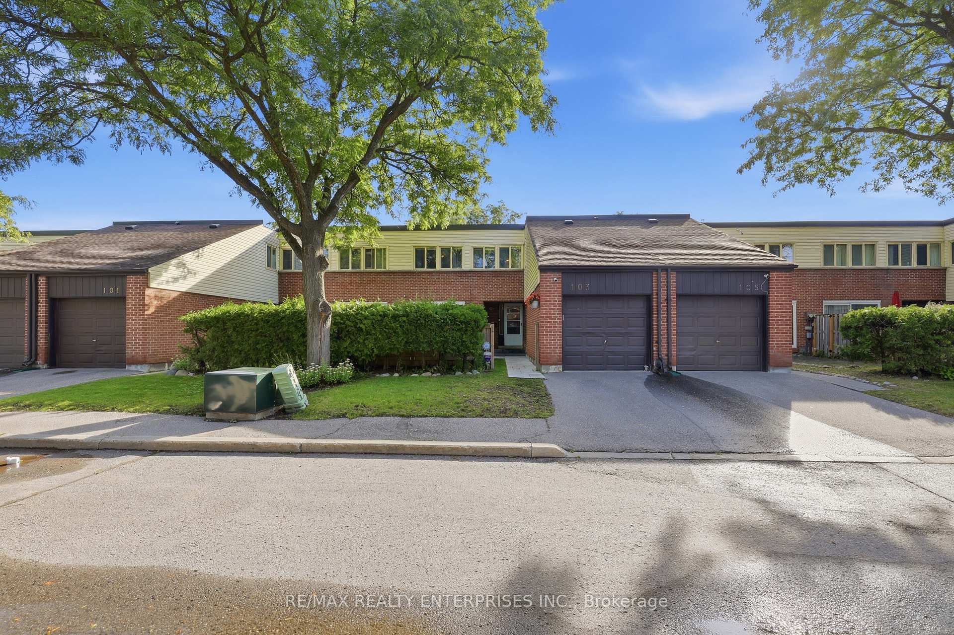 Photo 1 of Unit 103, 155 Glovers Road, Oshawa, Samac — HOMEH